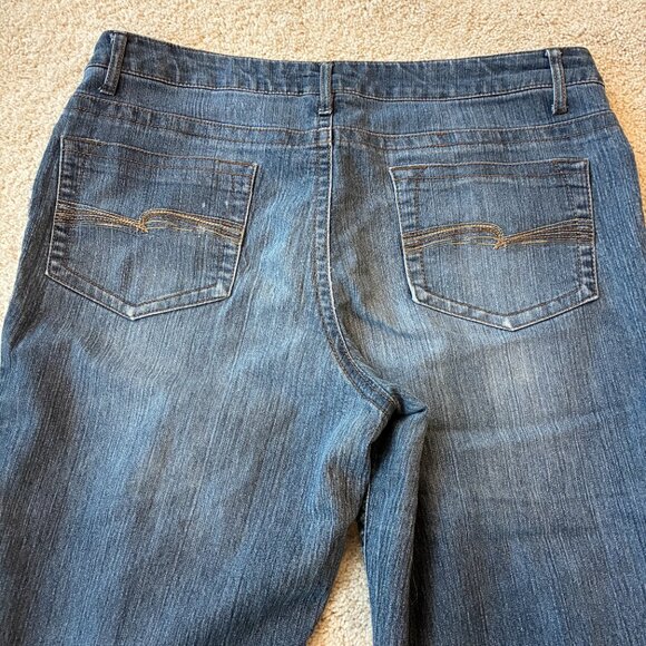 Faded Glory Capri Jeans Faded Cuffed Leg Bottoms - Picture 6 of 10